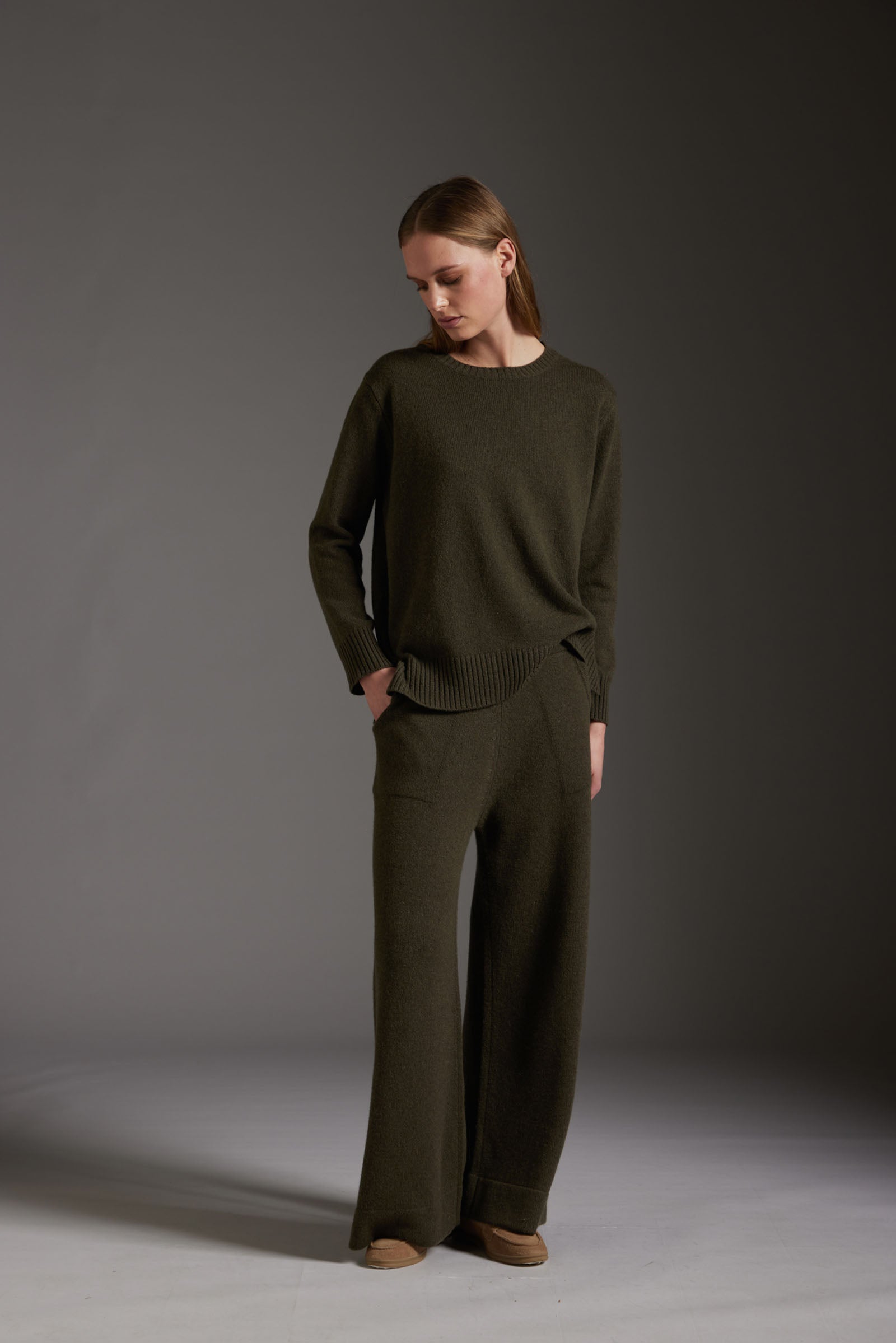 KANGRA Pantalone Donna in Lana e Cashmere, Colore Militare