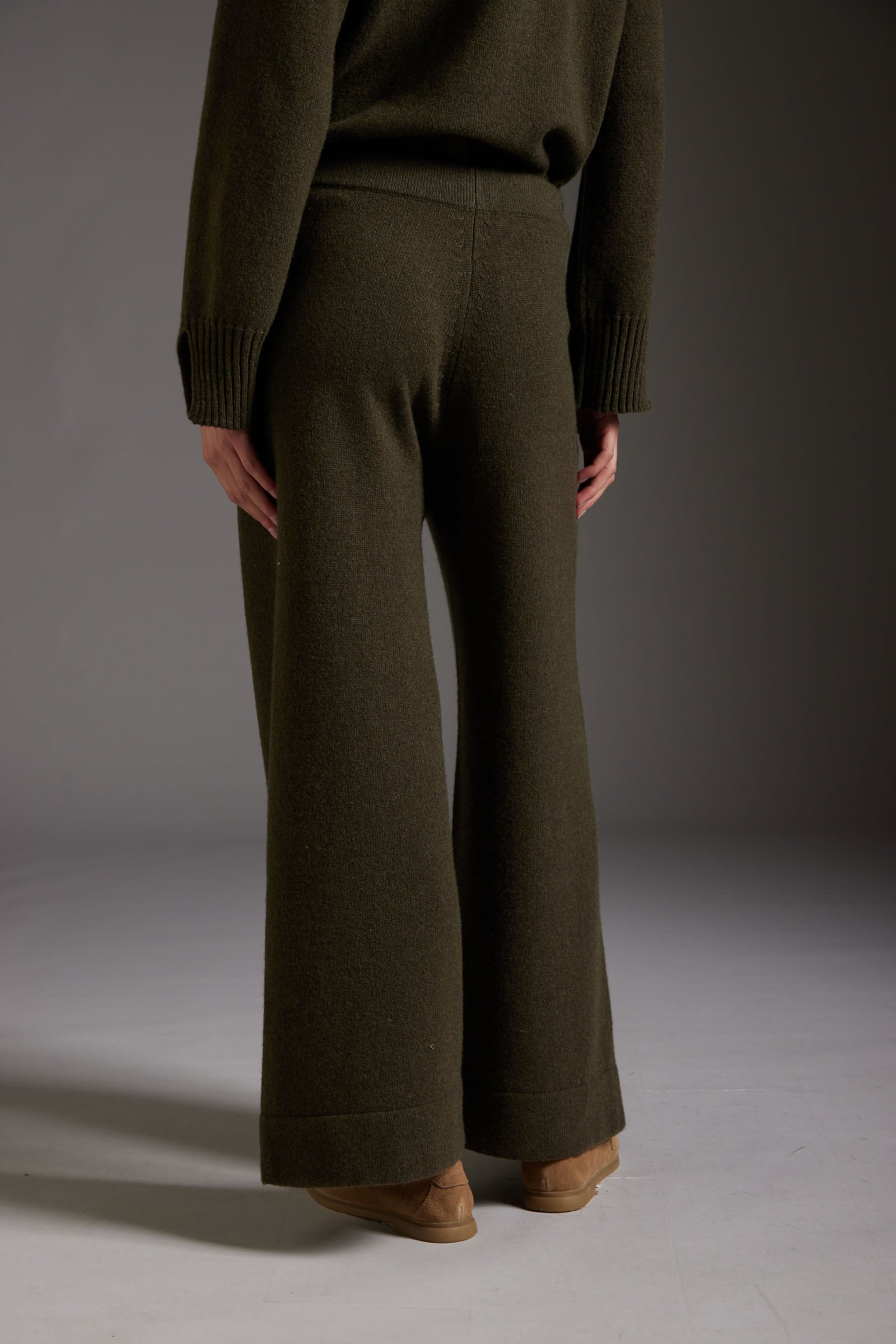 KANGRA Pantalone Donna in Lana e Cashmere, Colore Militare