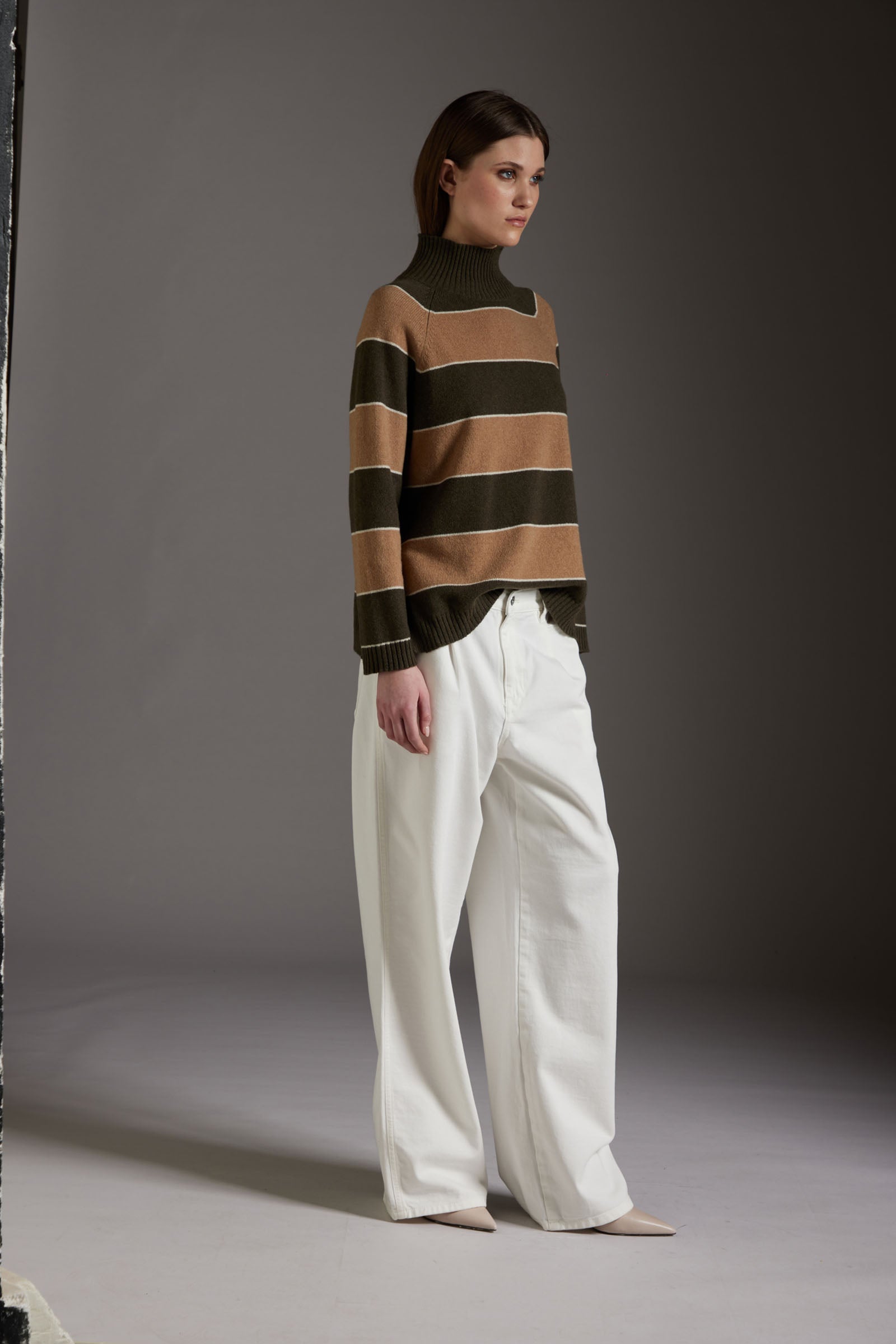 KANGRA Maglione Collo Alto Rigato in Lana e Cashmere